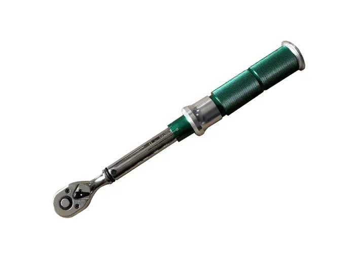 The Paramount Role of Calibrated Torque Wrench Accuracy in Industrial Quality Control